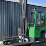 The Role of Side Loader Forklifts in Improving Warehouse Productivity