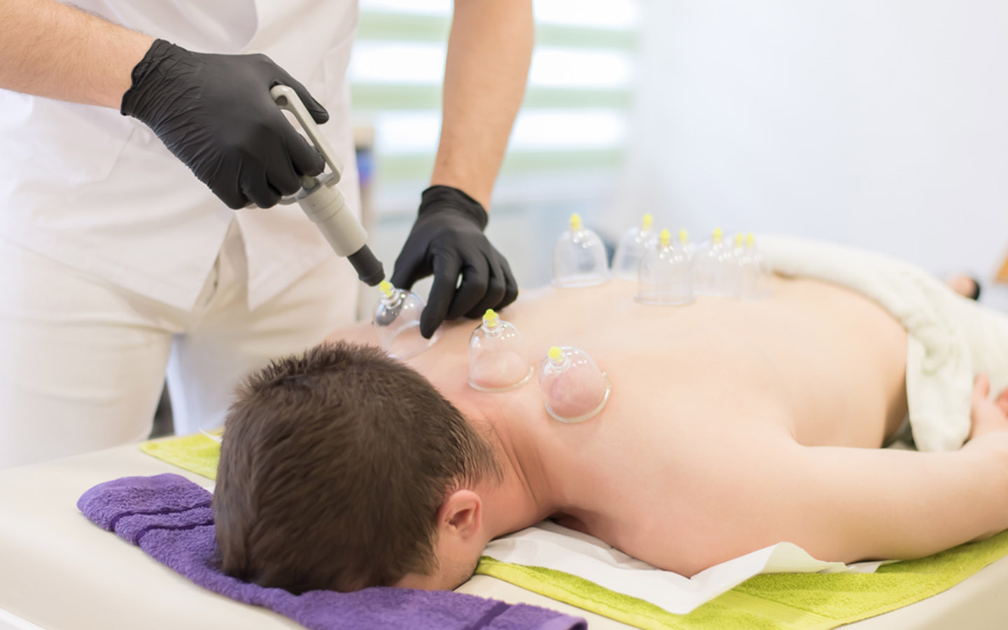 5 Popular Hijama Points for Back Pain