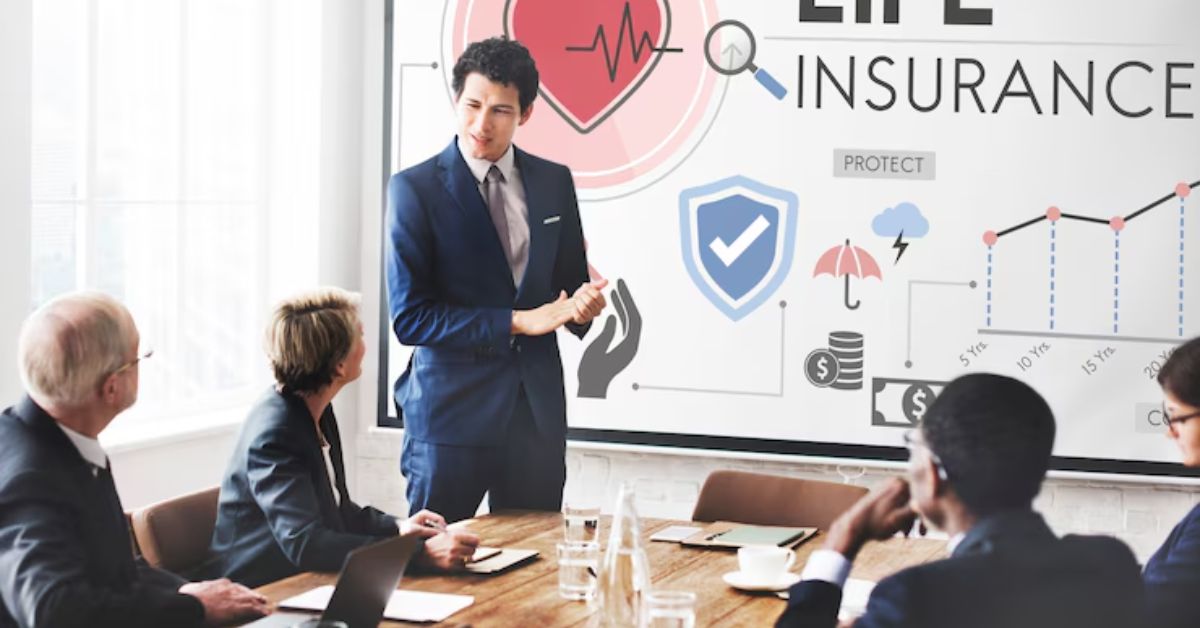 How Life Insurance in Dubai is Evolving in 2025: A Look Ahead