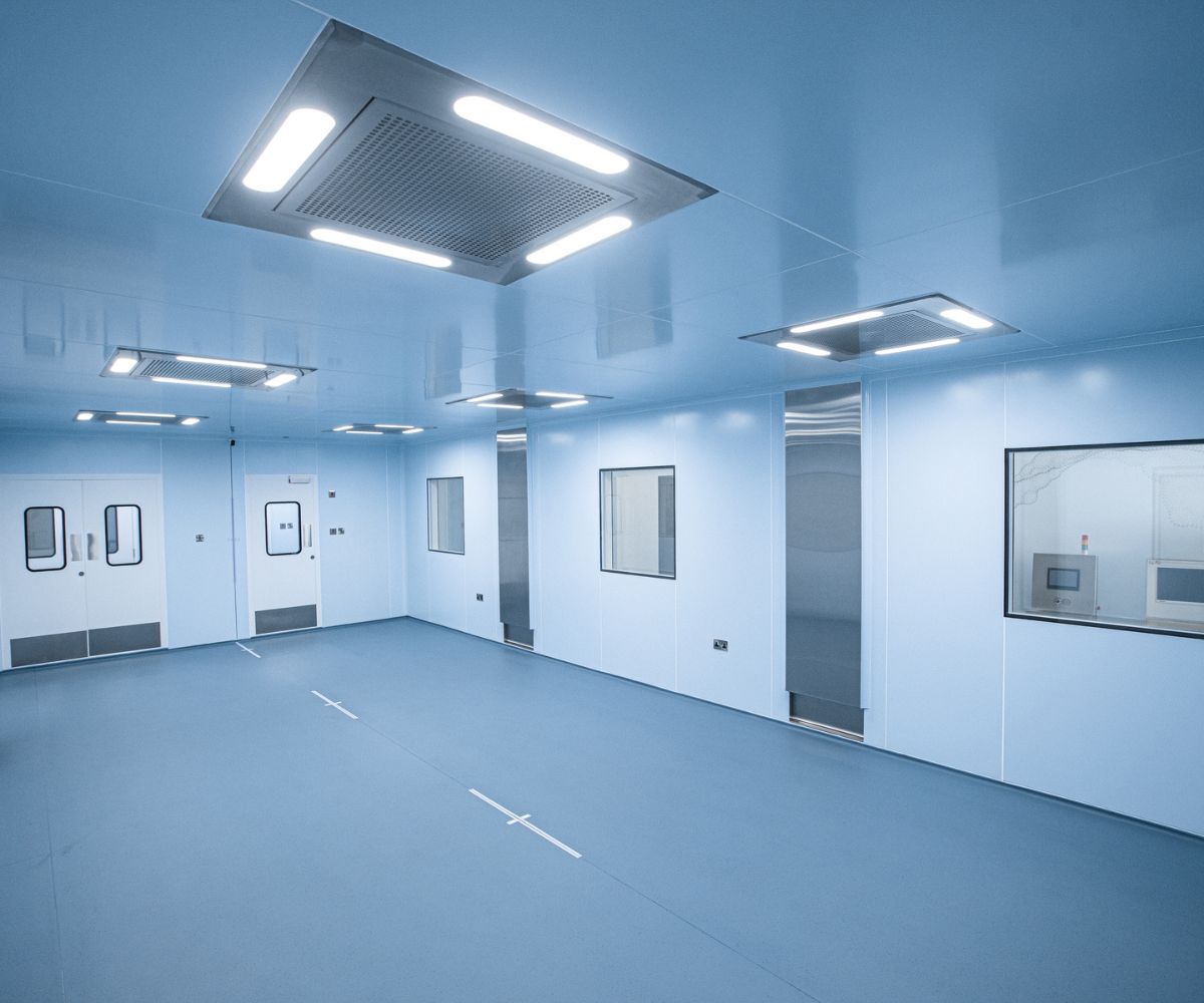 Portable cleanroom solutions